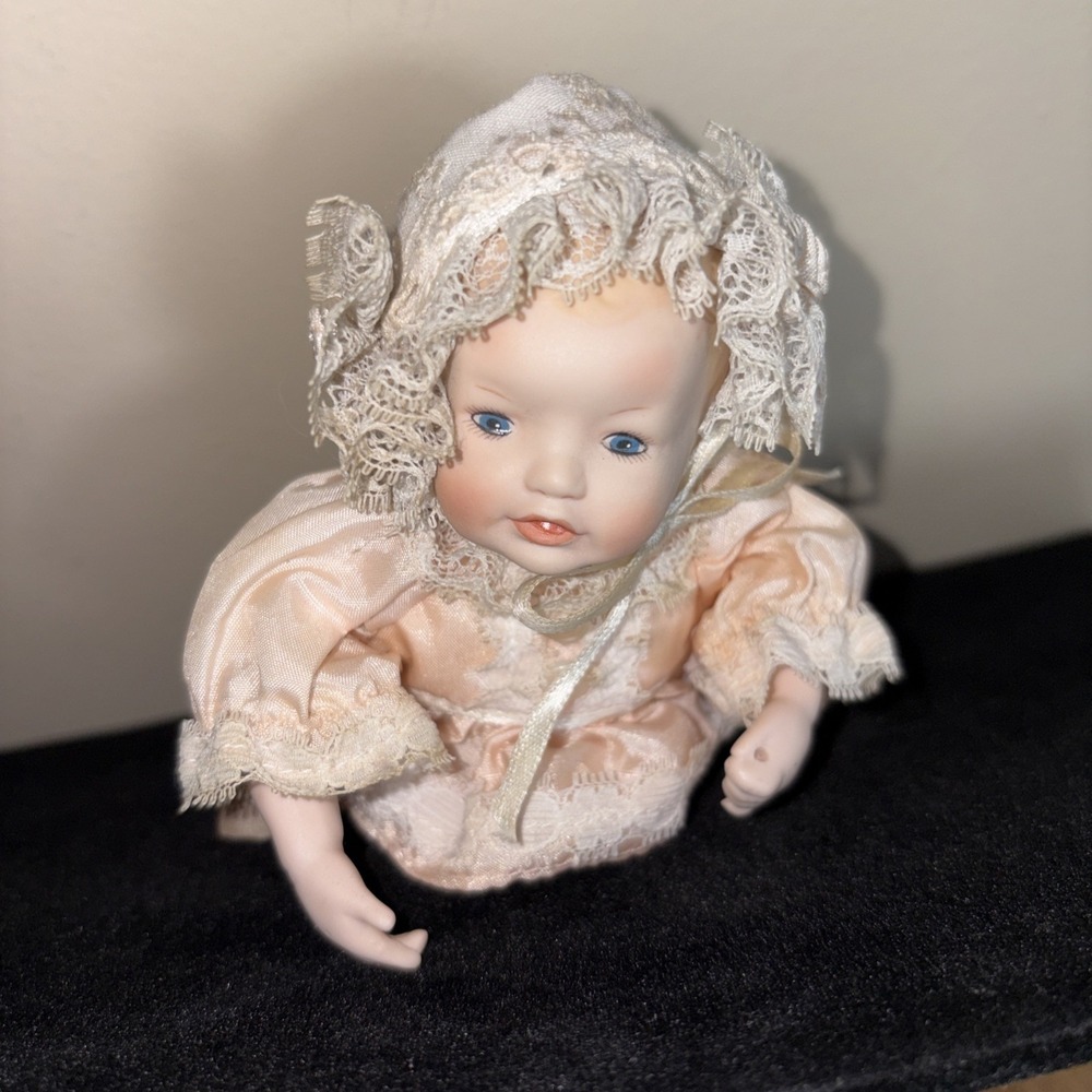 Yolanda Bello "Heather" Picture Perfect Babies Porcelain Doll Ashton Drake 1994‎